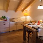 Haus Lesch - Stilvolle Mit Tollem Bergblick In Am Tegernsee 3*