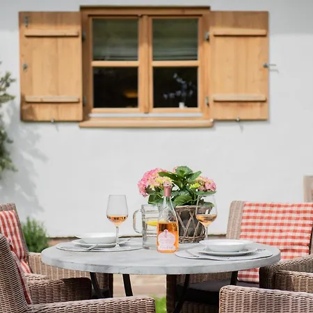 Haus Lesch - Stilvolle Mit Tollem Bergblick In Am Tegernsee * Kreuth
