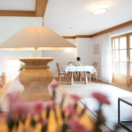 בית הארחה Haus Lesch - Stilvolle Mit Tollem Bergblick In Am Tegernsee קרות'