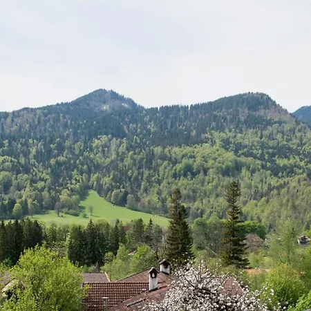 Haus Lesch - Stilvolle Mit Tollem Bergblick In Am Tegernsee
