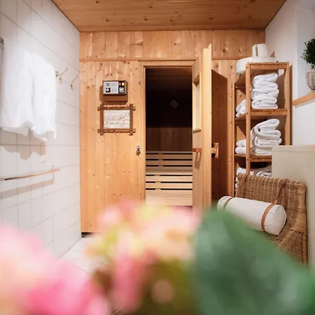 בית הארחה Haus Lesch - Stilvolle Mit Tollem Bergblick In Am Tegernsee קרות'