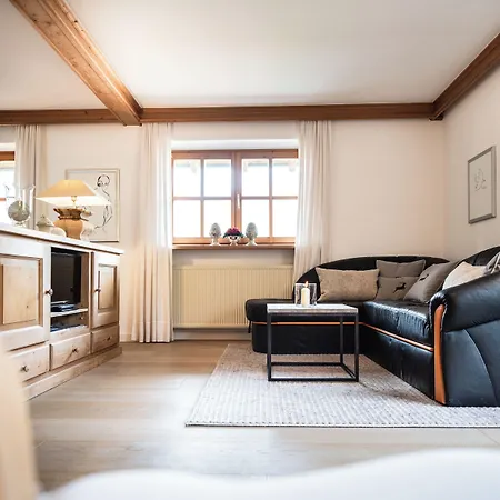 בית הארחה Haus Lesch - Stilvolle Mit Tollem Bergblick In Am Tegernsee 3*