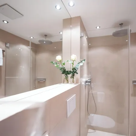 בית הארחה Haus Lesch - Stilvolle Mit Tollem Bergblick In Am Tegernsee קרות'