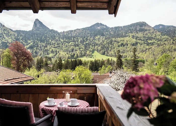 Haus Lesch - Stilvolle Mit Tollem Bergblick In Am Tegernsee كريوث